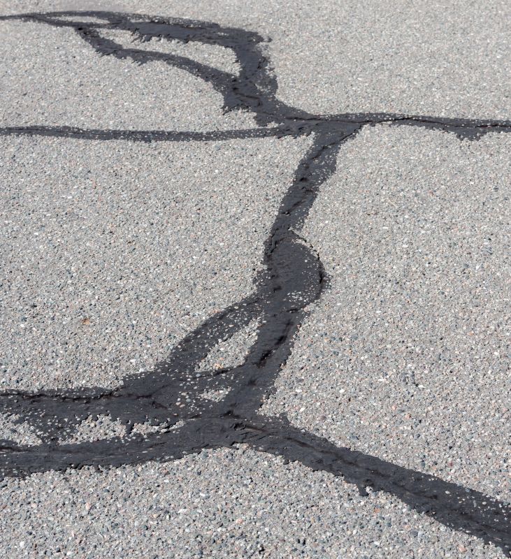 Asphalt Cracks Repair in Temecula, CA
